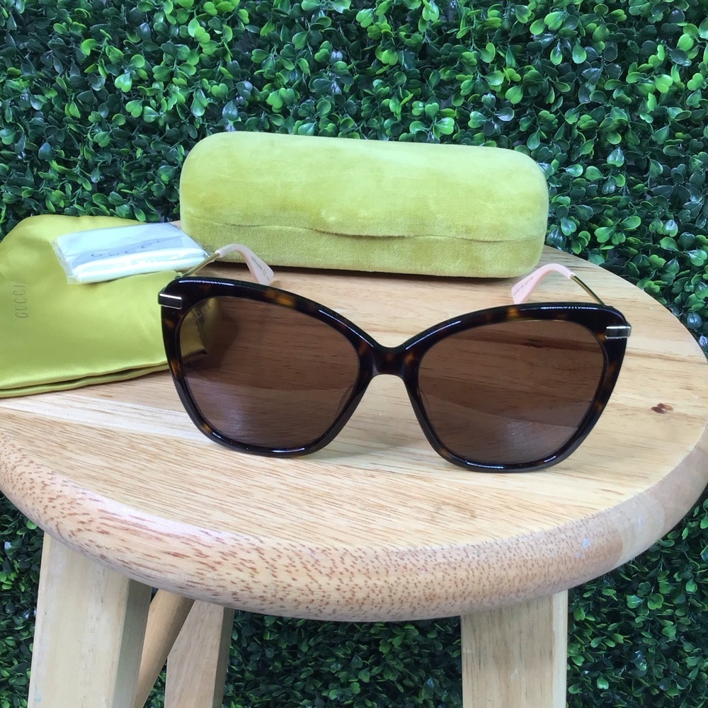 GUCCI Cat Eye Sunglasses new - Picture 10 of 15